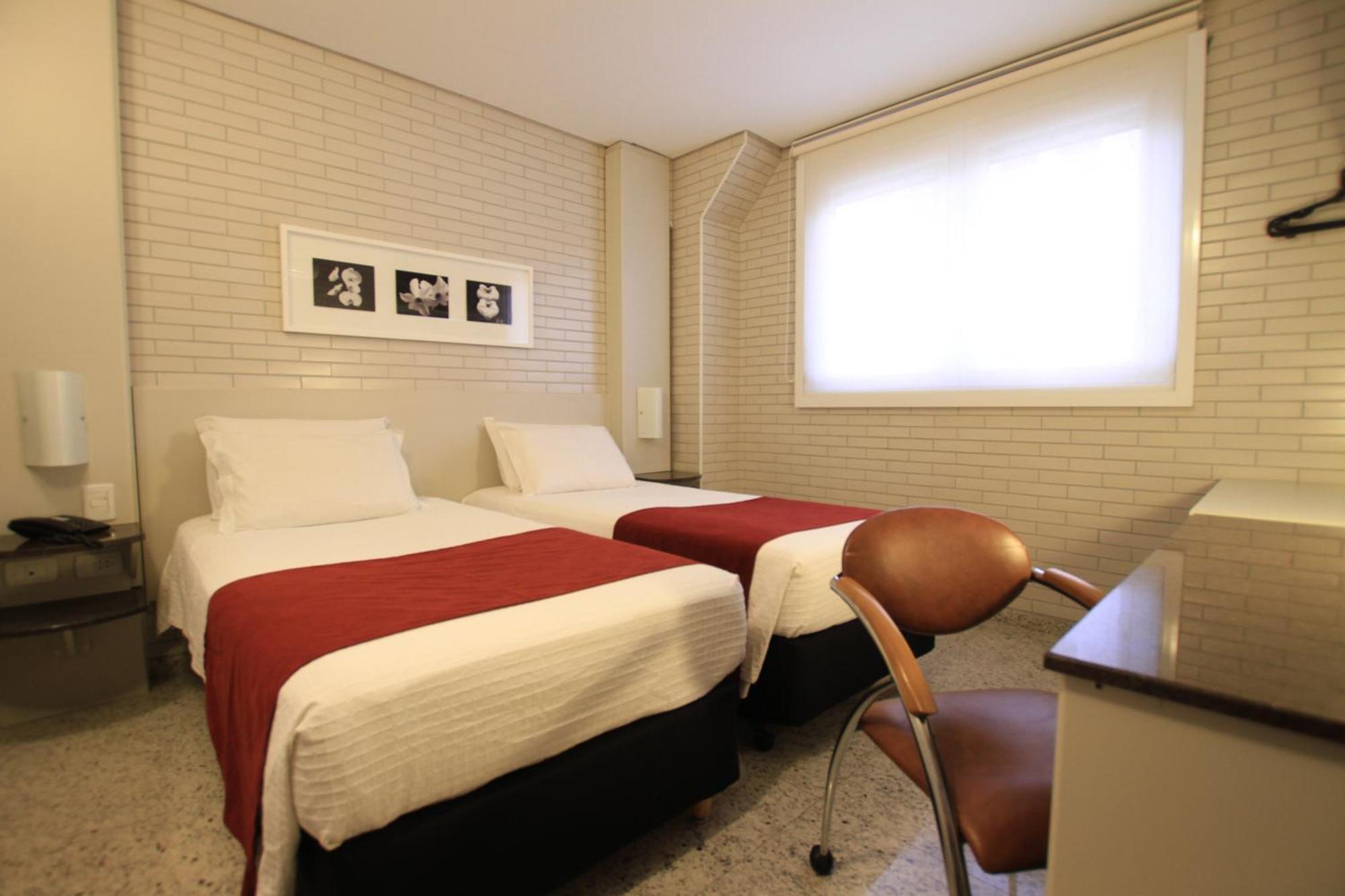 Deluxe Twin Room,1588110157:JPEG