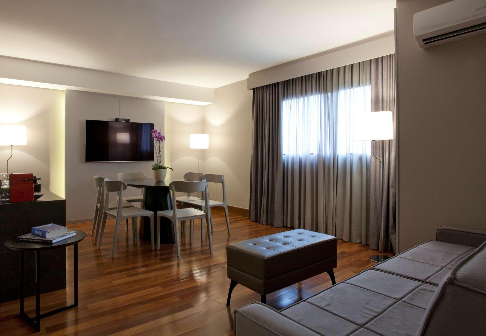 Deluxe Suite,1122522084:JPEG