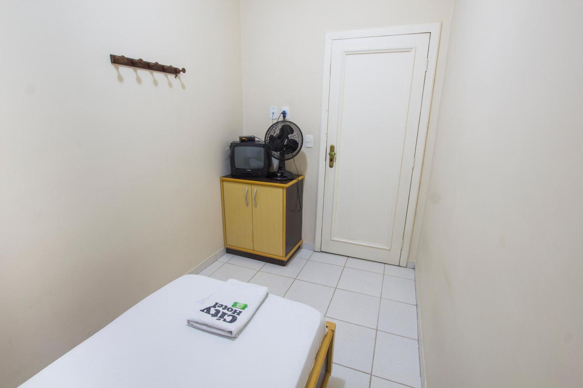 Single Room,1545111277:JPEG