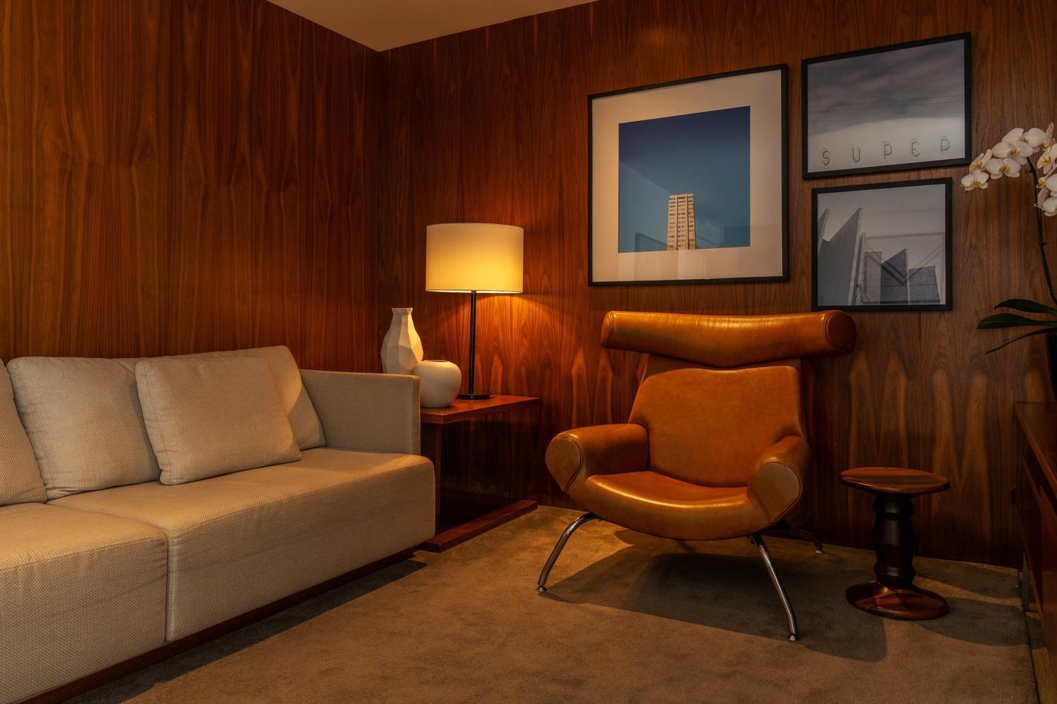 Superior King Suite